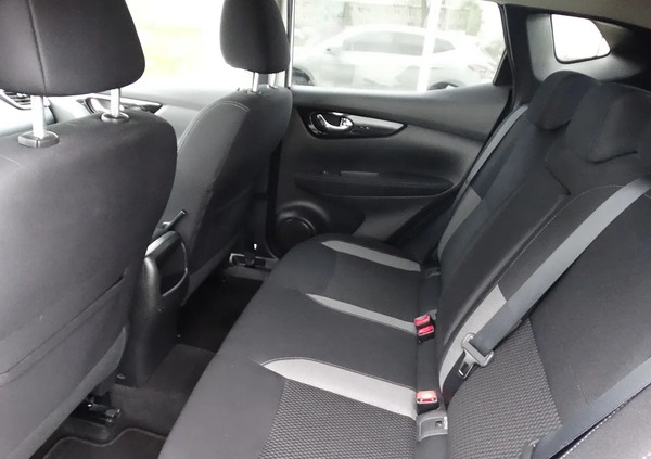 Nissan Qashqai cena 79900 przebieg: 49543, rok produkcji 2018 z Brzeszcze małe 106